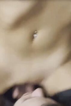 Dövmeli Shawty Heryerini Yalatıyor