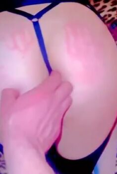 Escort Merve Arkadaşıyla Birlikte Sikiliyor